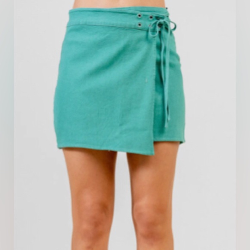 NWT Beivy stretch twill wrap skirt size large